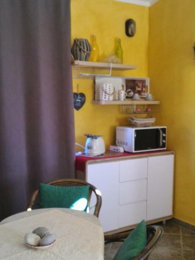 Casa Di Rosa Apartman Chia Kültér fotó