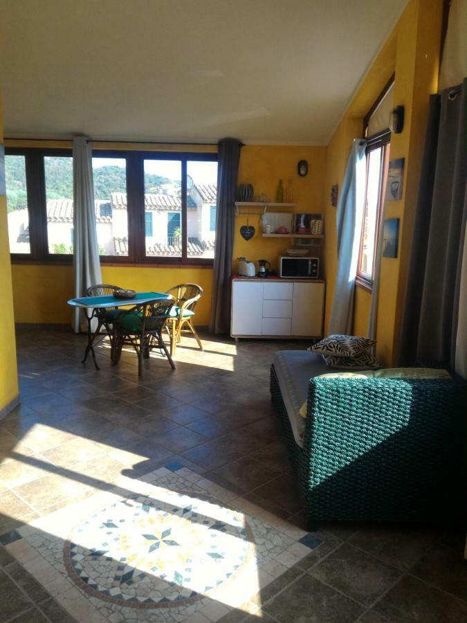 Casa Di Rosa Apartman Chia Kültér fotó